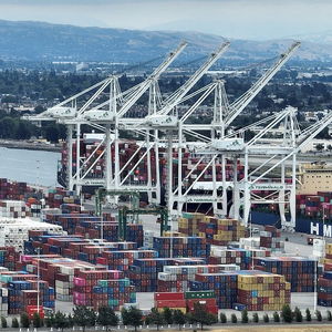 美國(guó)3月份國(guó)際貿(mào)易逆差為694億美元