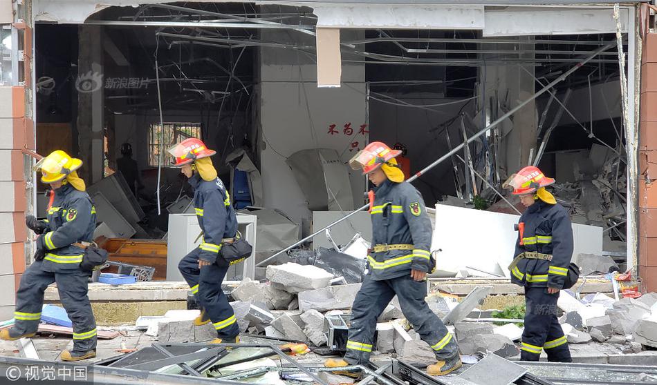 里弗斯和快船簽下長約 他帶領球隊死磕衛冕冠軍