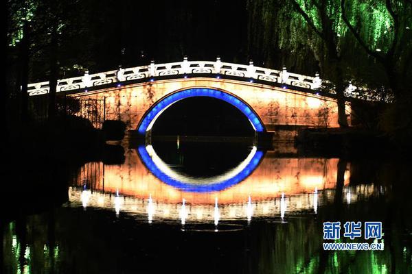 微語錄精選0425：中年人的崩潰是從借錢開始的